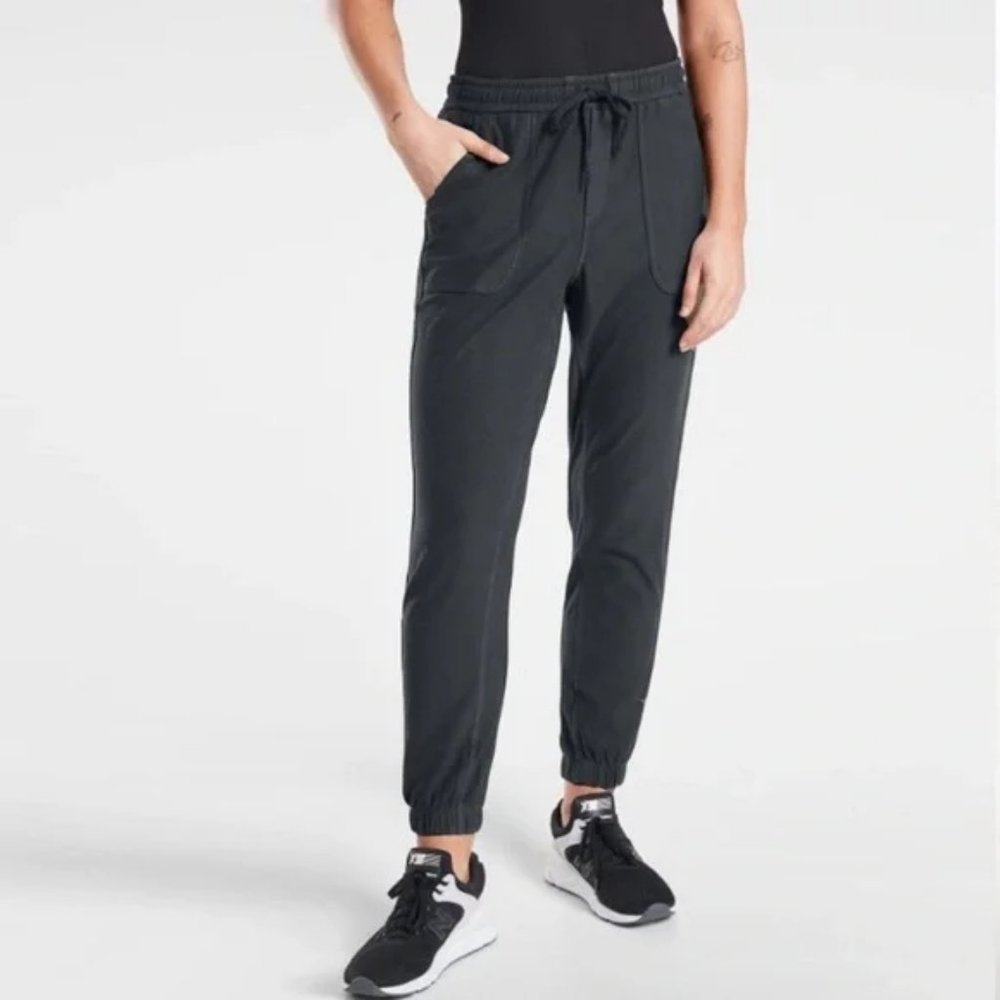 Athleta Farallon Jogger Black Sz 6